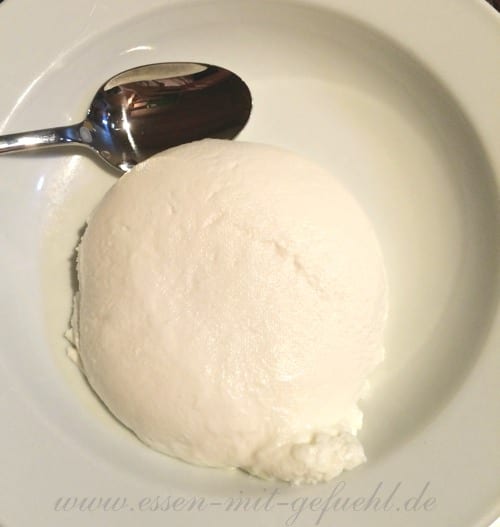 Der fertige Ziegenkäse