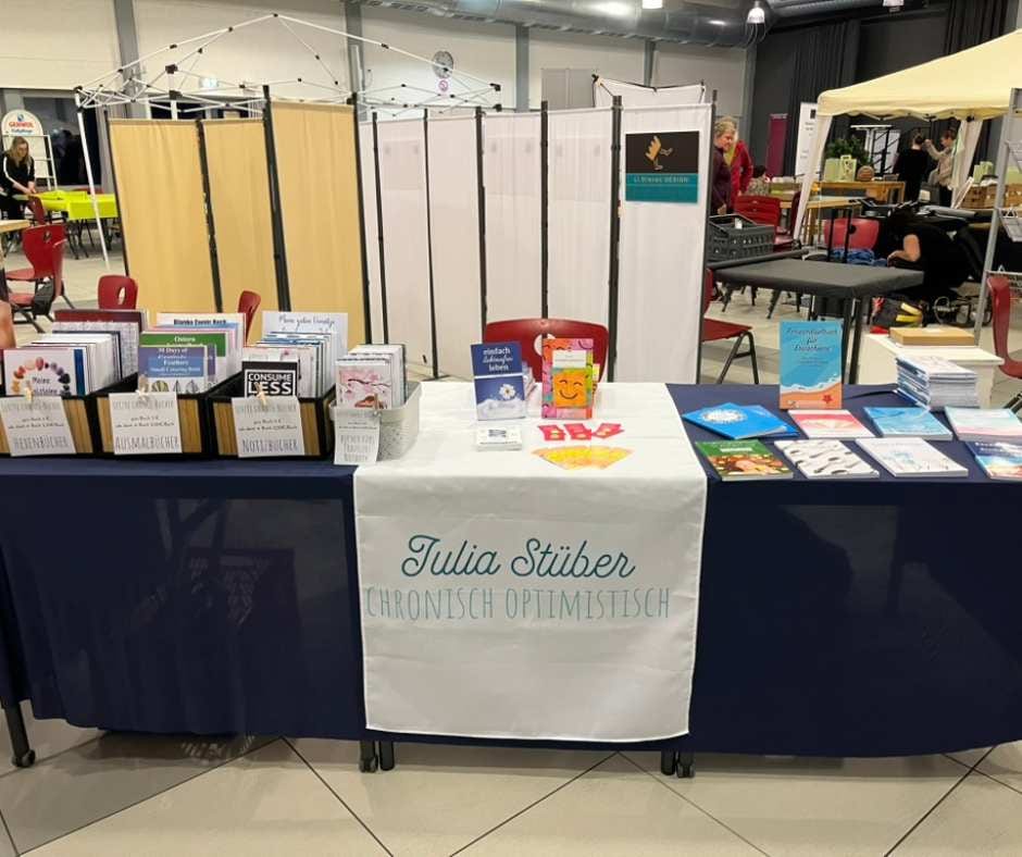 Mein vorbereiteter Messetisch auf der Unternehmerinnenmesse