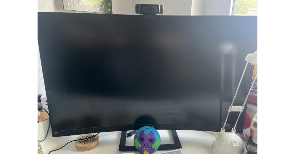 Ausgeschalteter Monitor